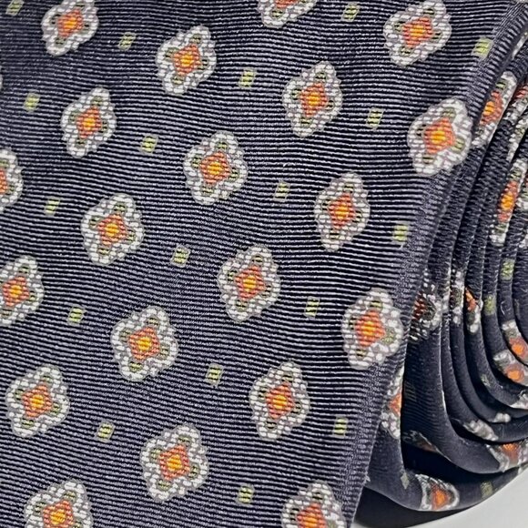 Roundtree & Yorke - Men's Tie Black w/Green & Orange Geometric Shapes 100% Silk - Picture 3 of 7